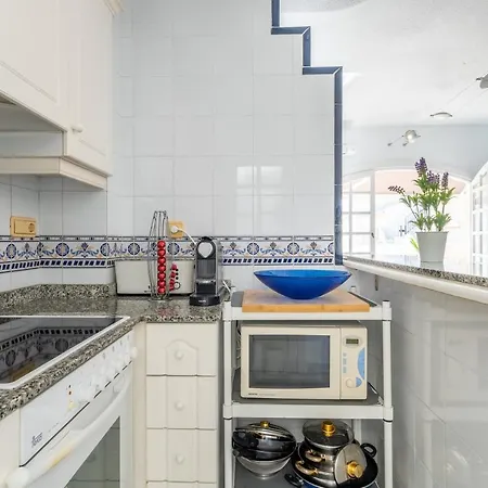Duquesa Apartment